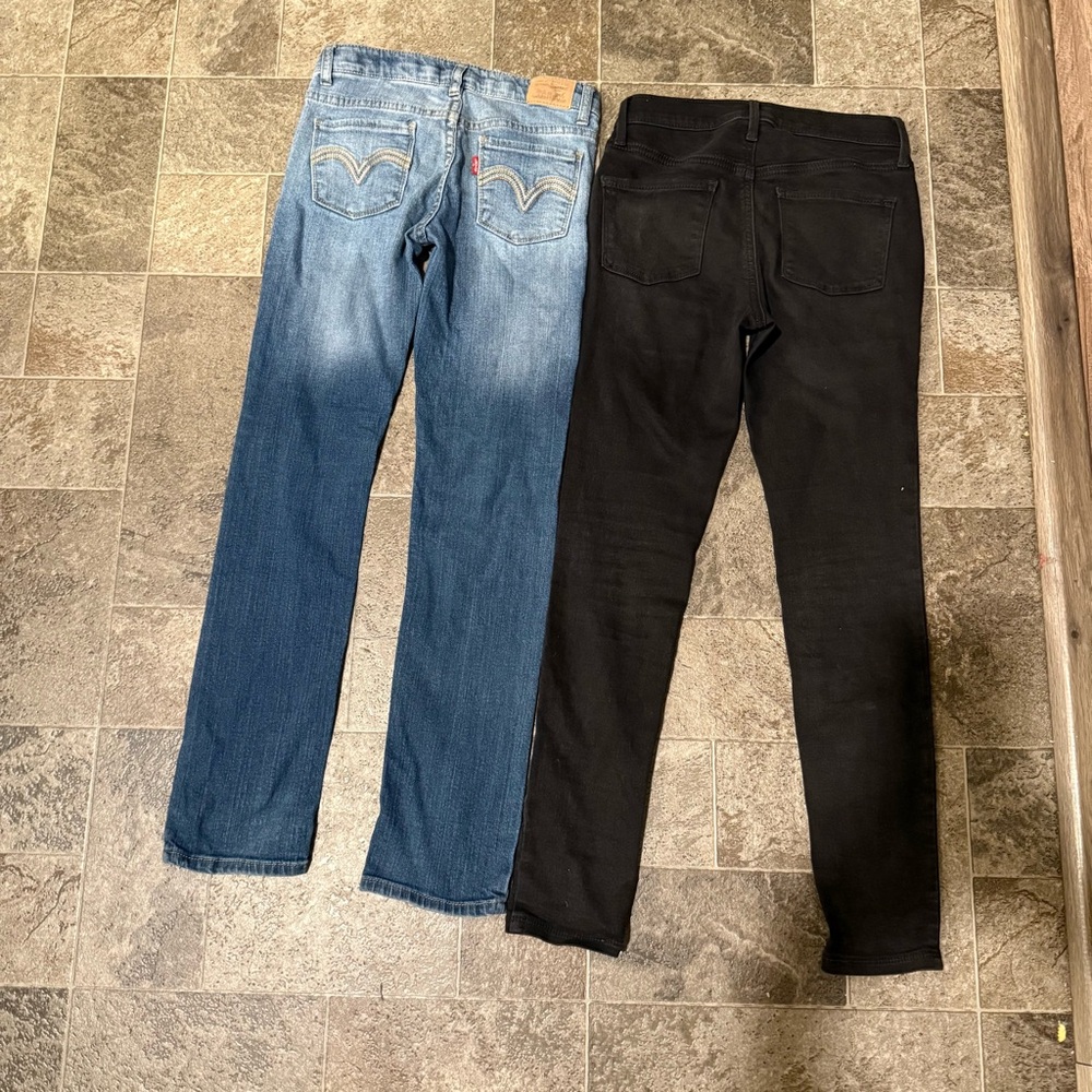 Old Navy Women's Blue and Black Skinny Jeans - Picture 7 of 11